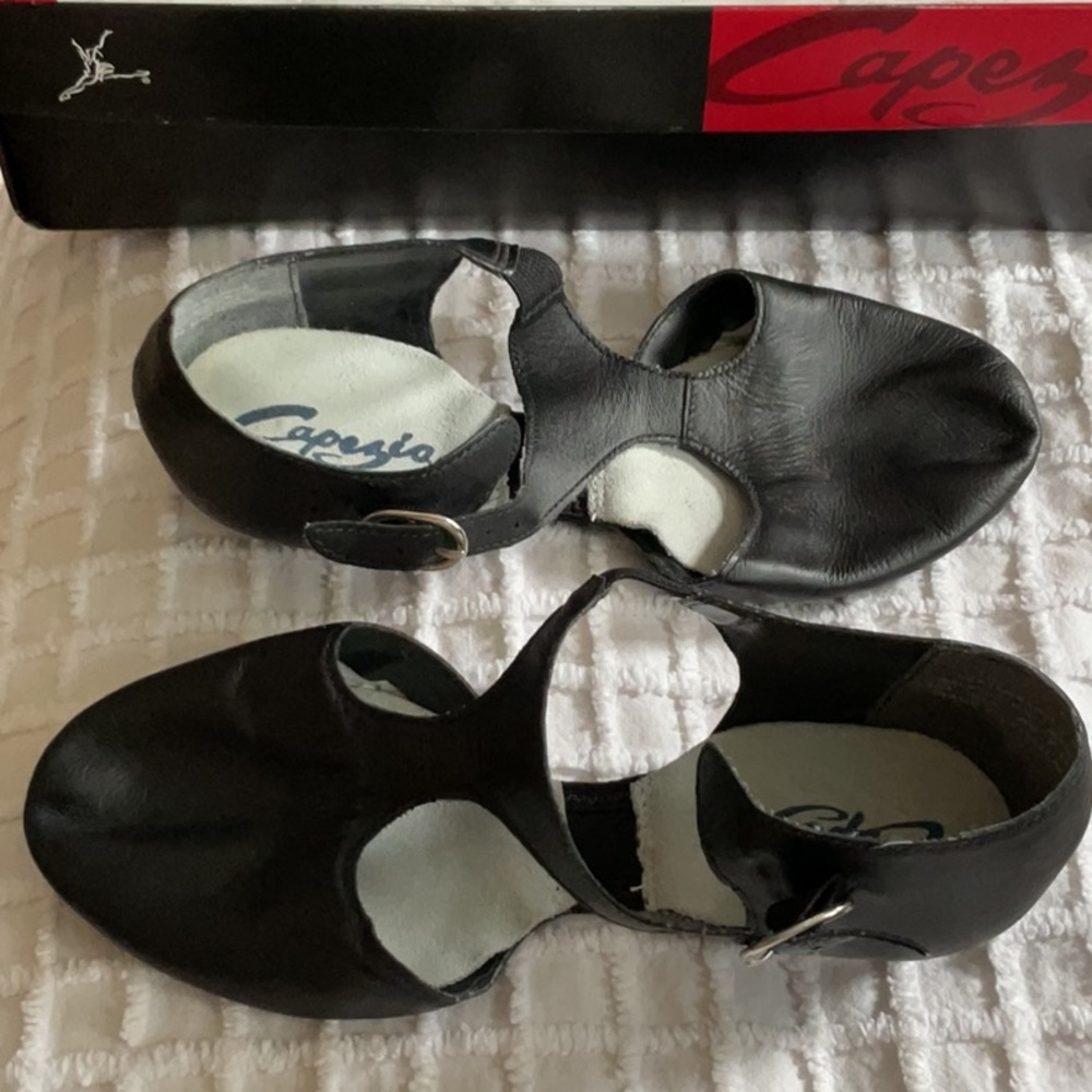 Capezio Black Leather PEDINI